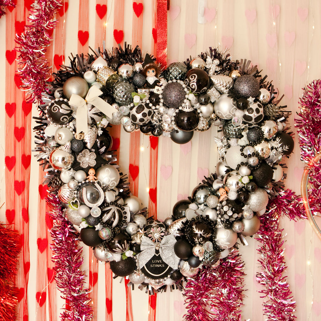 Candy & Kitsch candy heart valentine’s wreath awreatha in a kitsch decor aesthetic 