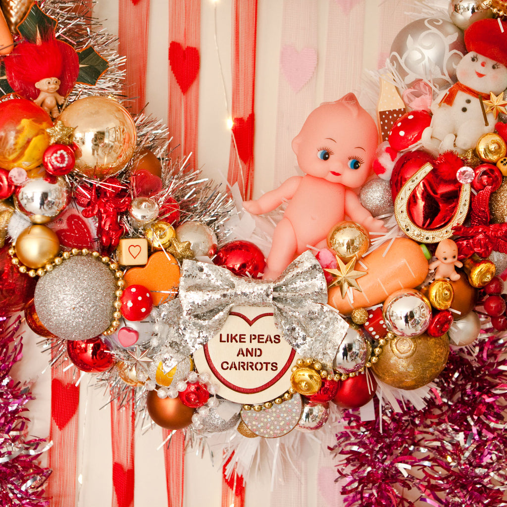 Candy & Kitsch candy heart valentine’s wreath awreatha in a kitsch decor aesthetic 