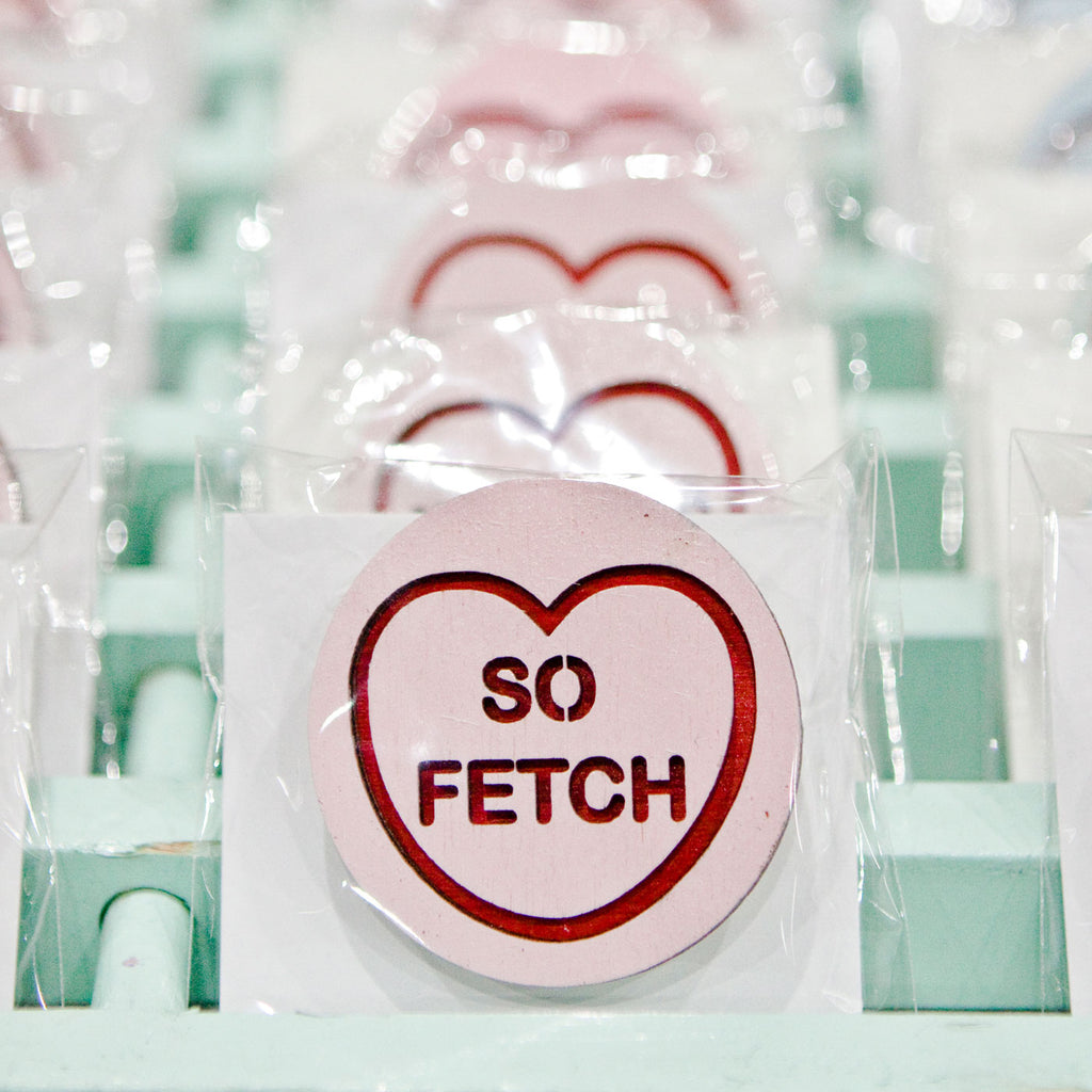 Candy & Kitsch candy heart brooch sits in a kitsch interior design in the variation ’so fetch' inspired by Mean Girls